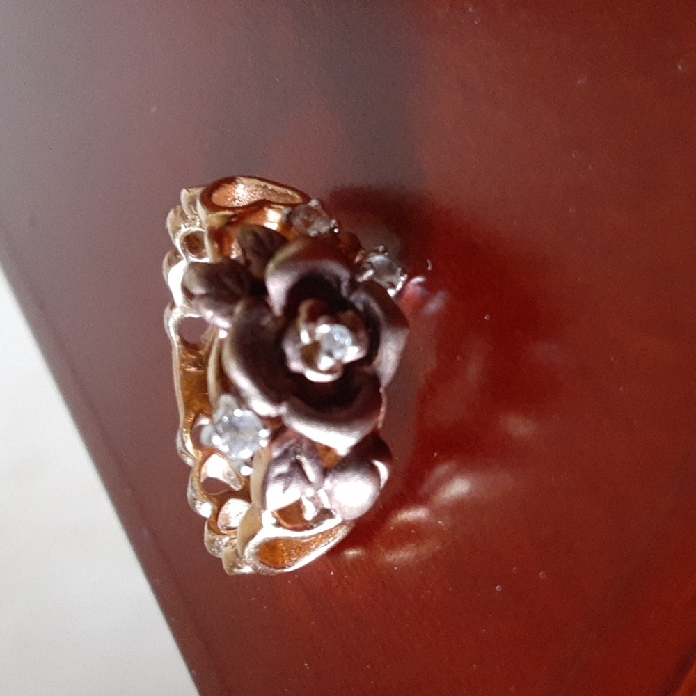 Rose of love ring - Picture 2 of 10